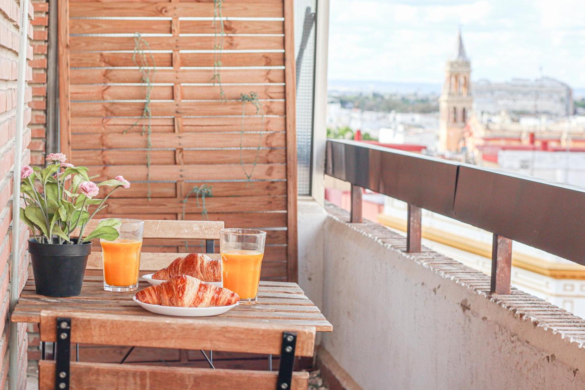 Stunning Apt W Views To Giralda - 15 Minutes Walk Севилья Экстерьер фото